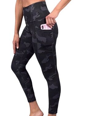 Yogalicious Lux Black & Charcoal Camo Leggings M